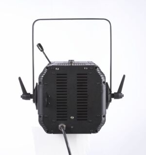 Театрален Прожектор PROFILE 650W
