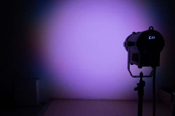 MINI FRESNEL 40W RGBW ZOOM - Image 5