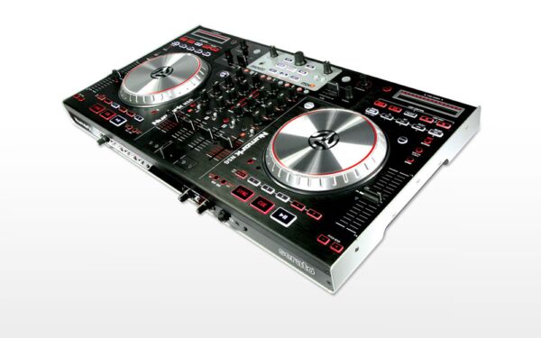 NUMARK NS 6 DJ CONTROLLER - Image 2